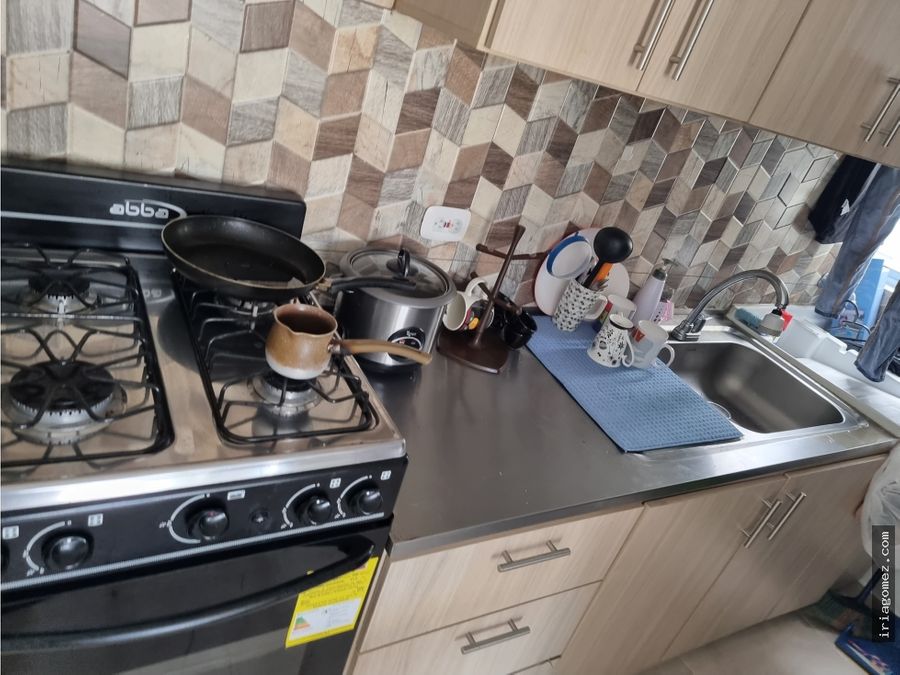 alquilo apartamento en barranquilla golondrinas