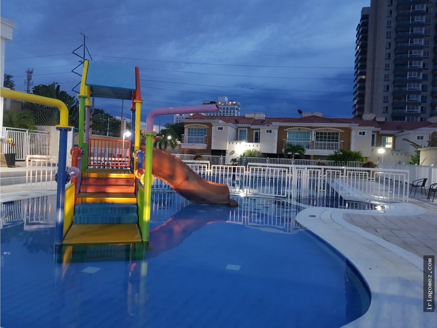 vendo casa conjunto castellana real