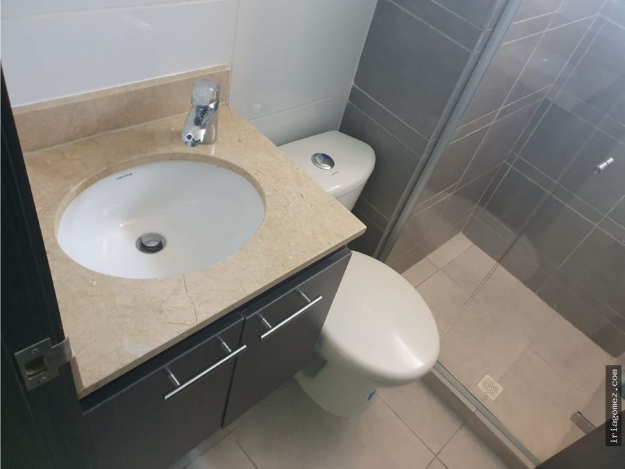 alquilo apartamento en barranquilla