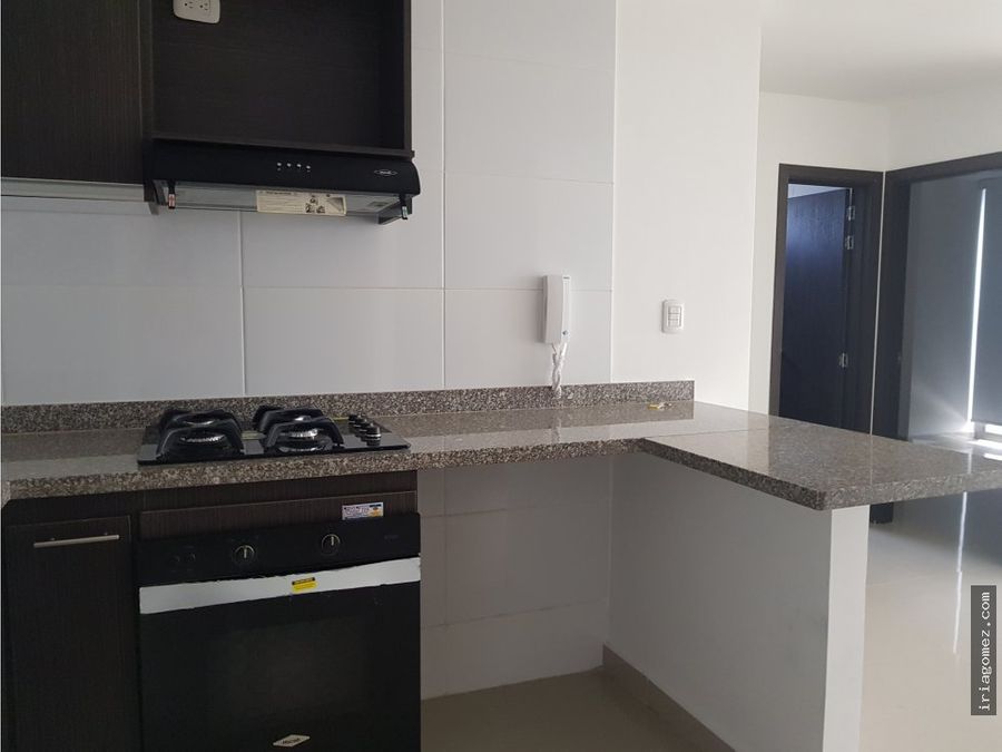 alquilo apartamento en barranquilla