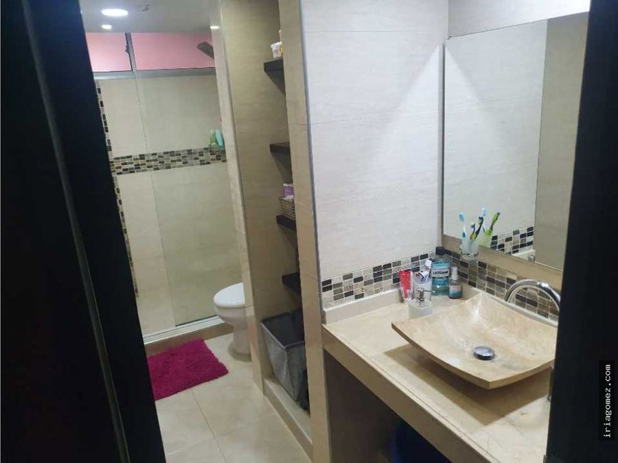 venta de apartamento usado en el tabor