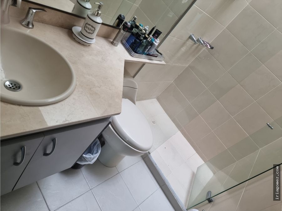 vendo casa conjunto castellana real