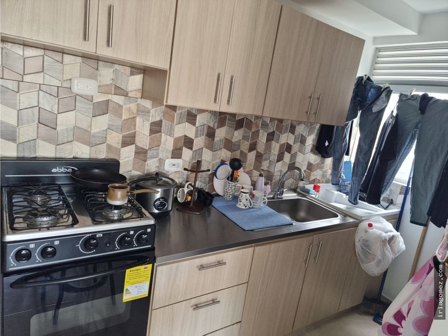 alquilo apartamento en barranquilla golondrinas