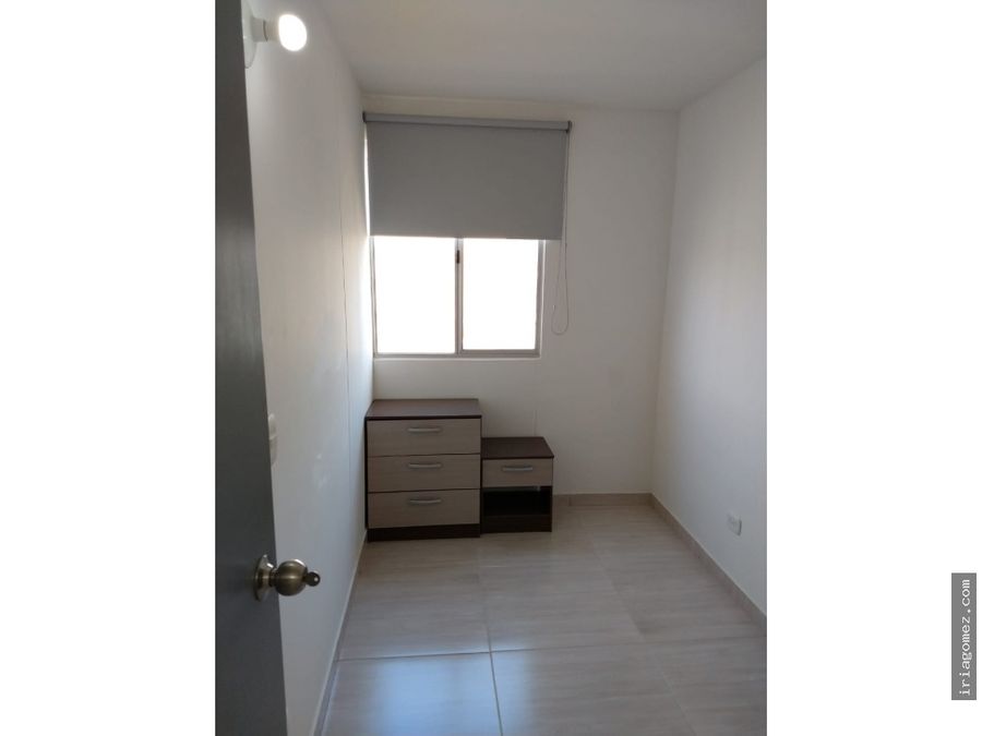 alquilo apartamento en barranquilla golondrinas