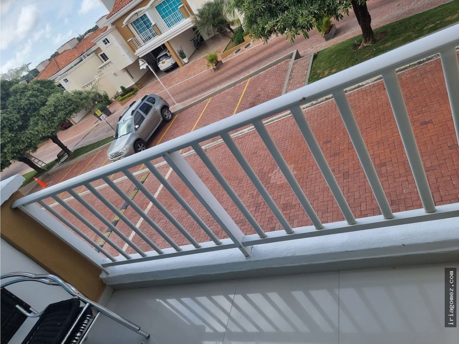 vendo casa conjunto castellana real