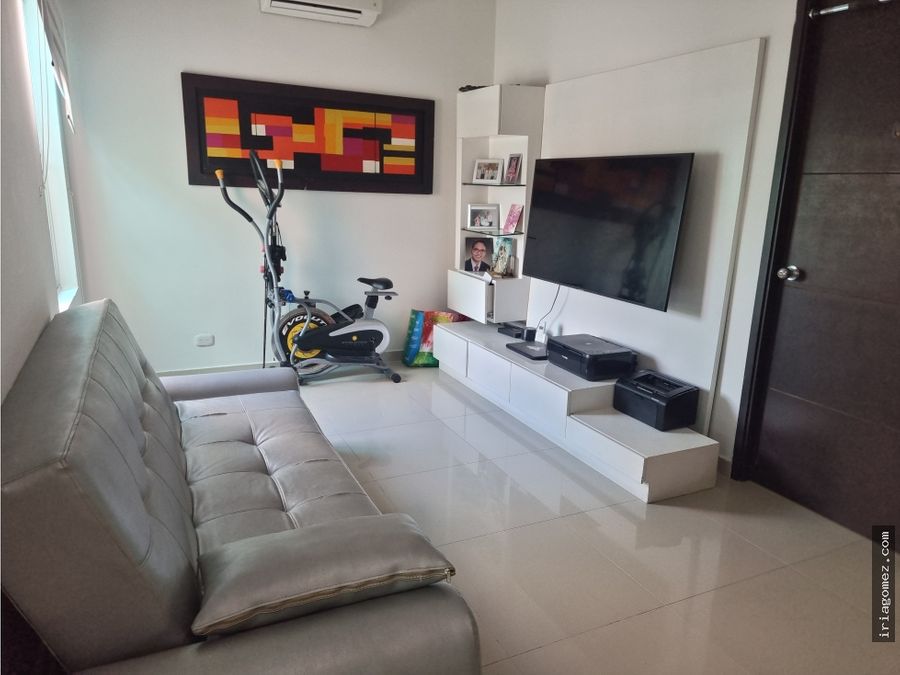 vendo casa conjunto castellana real
