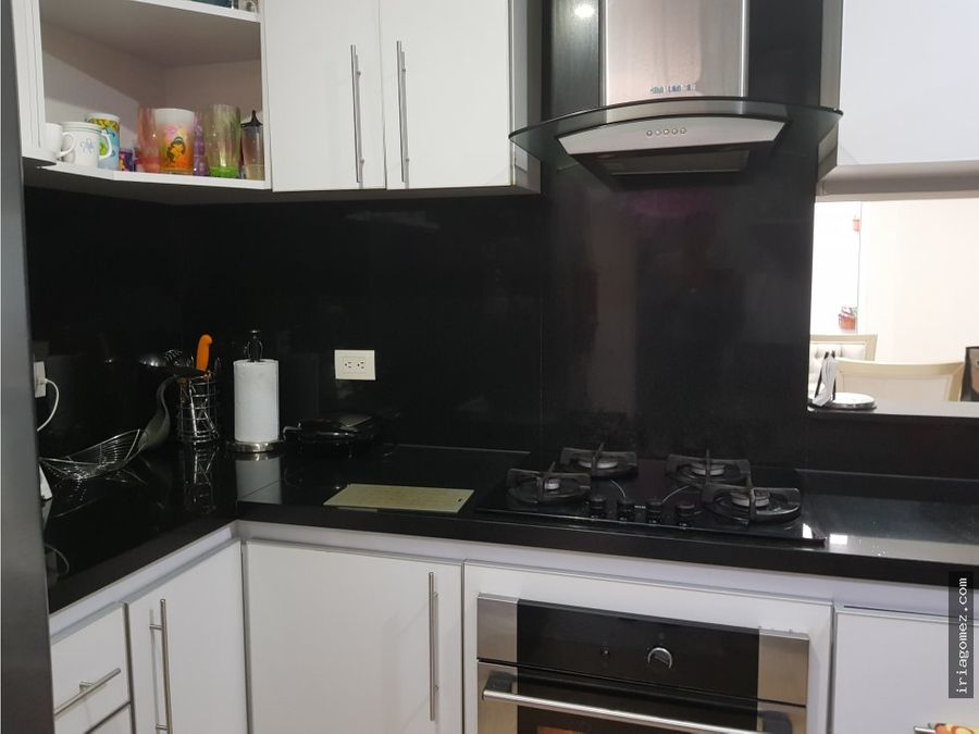 vendo casa conjunto castellana real