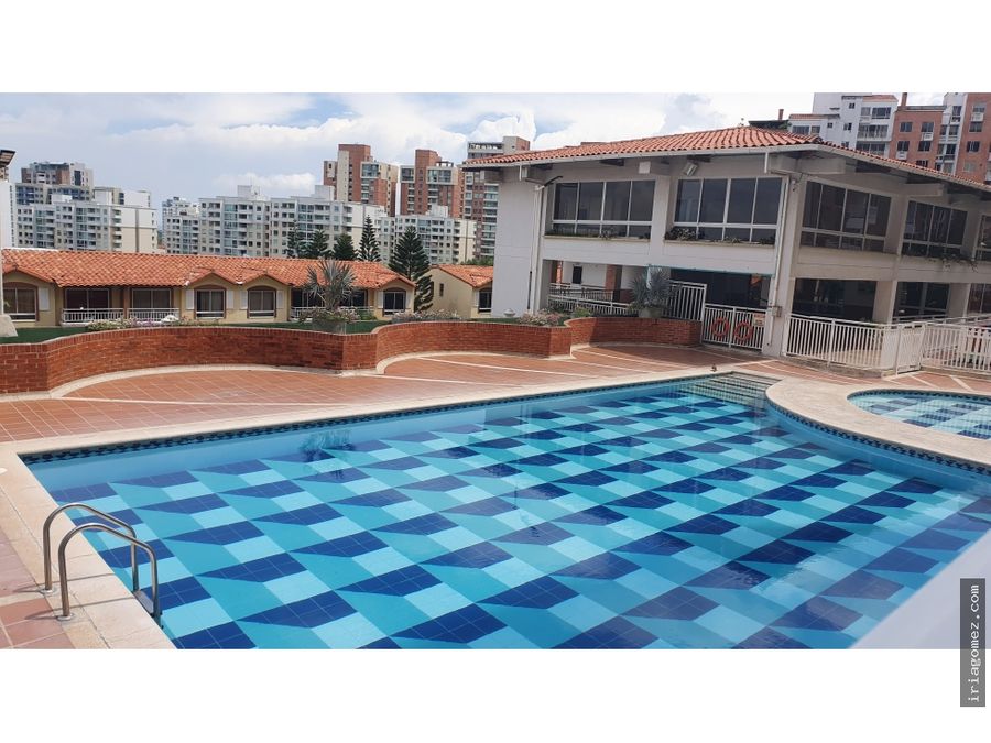 venta de apartamento en brisas del mar miramar