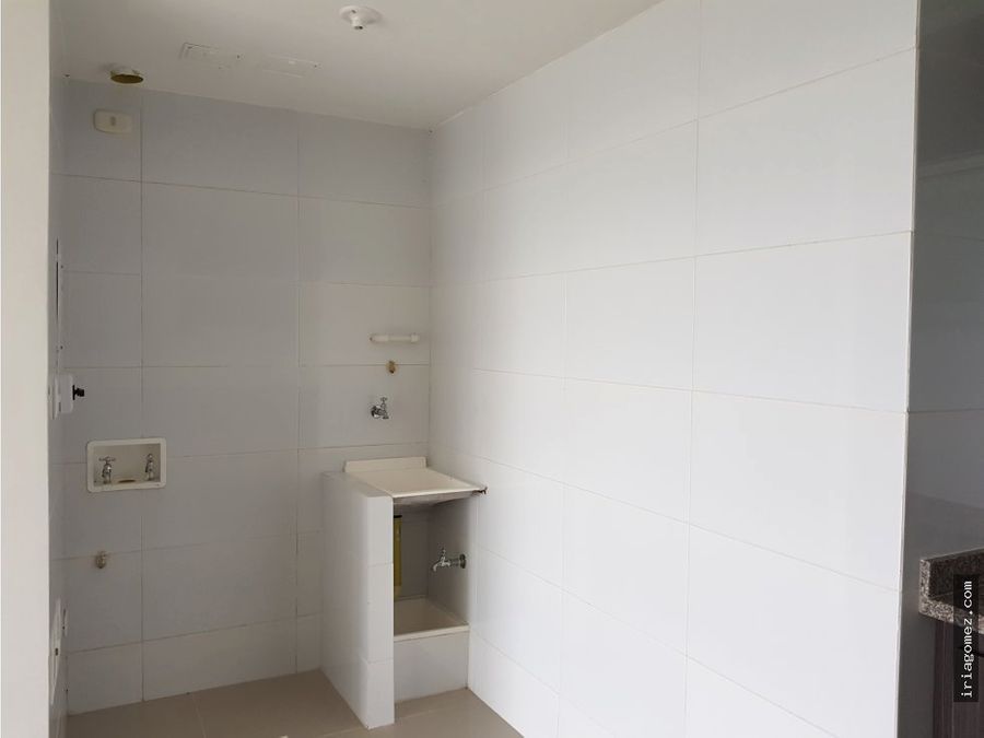 alquilo apartamento en barranquilla