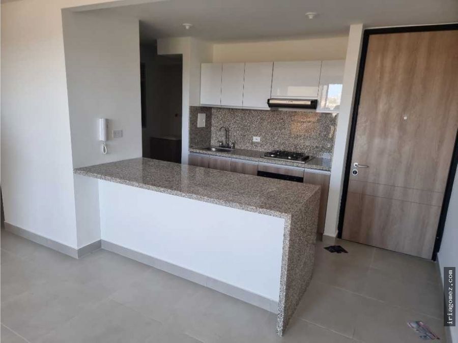 alquilo apartamento en zafiro