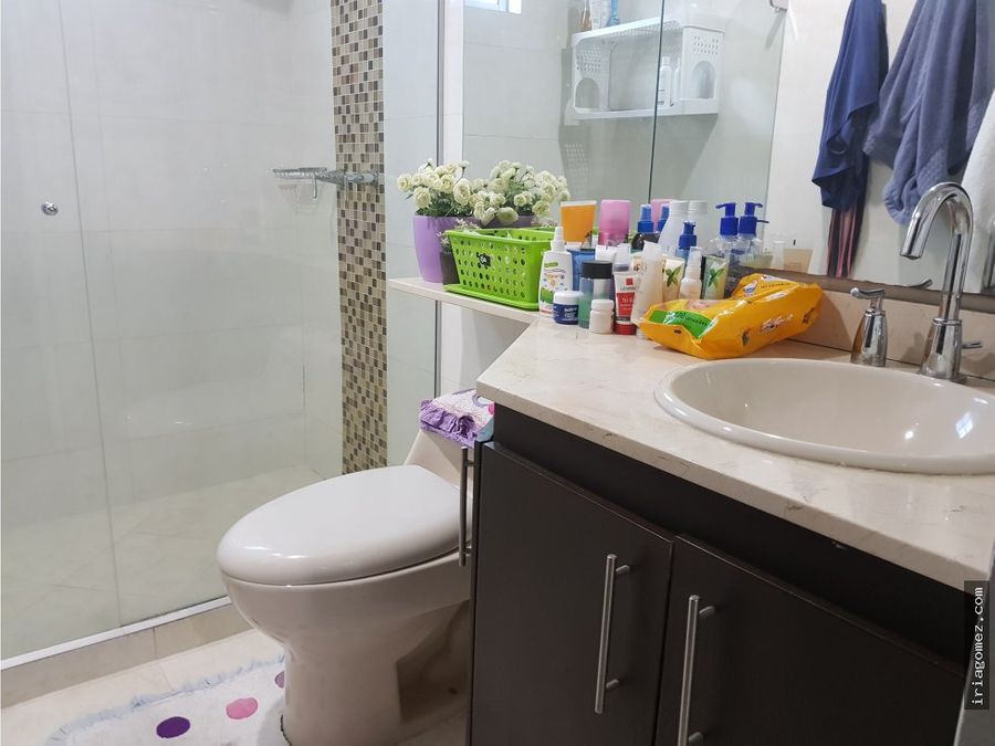 vendo casa conjunto castellana real