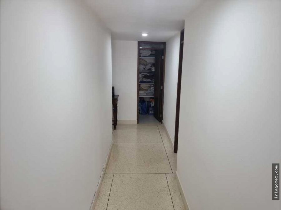 venta de apartamento usado en riomar