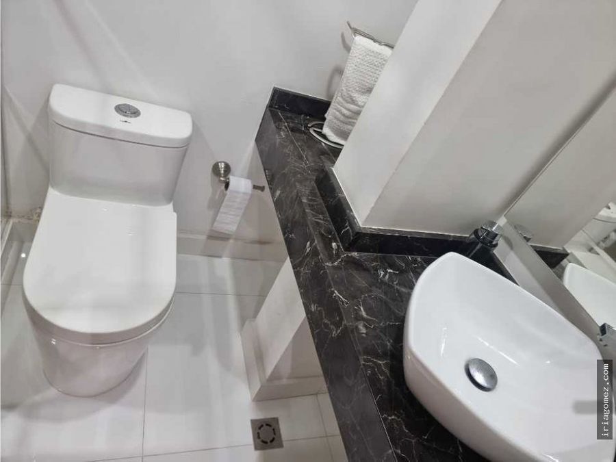 venta de apartamento usado en riomar