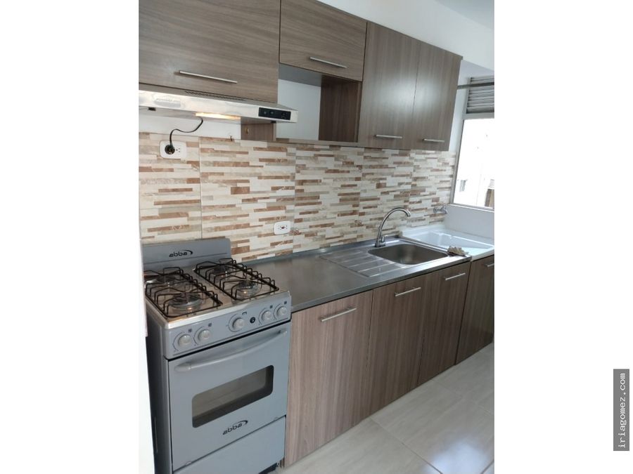 alquilo apartamento en barranquilla golondrinas