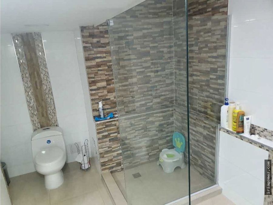venta de apartamento usado en el tabor