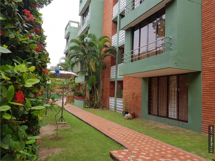 venta apartamento riomar usado