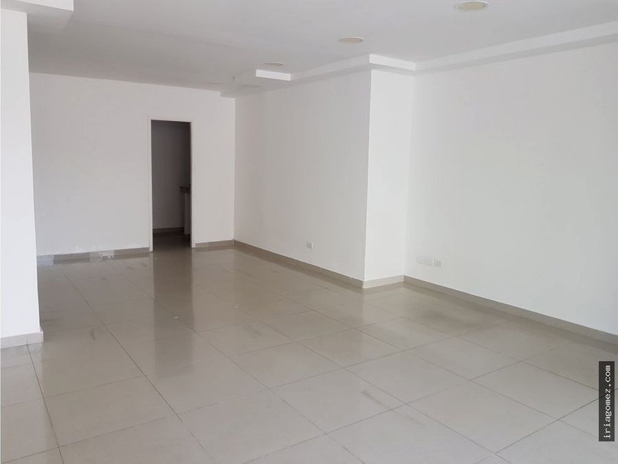 alquilo local en barranquilla