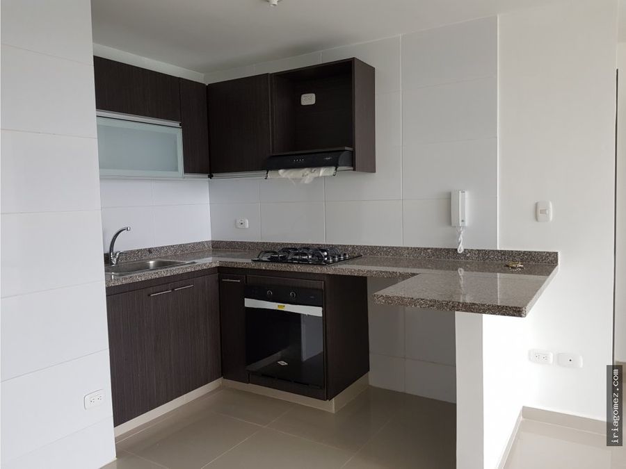 alquilo apartamento en barranquilla
