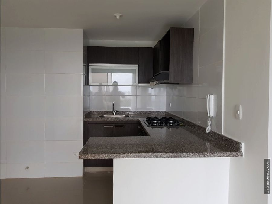 alquilo apartamento en barranquilla