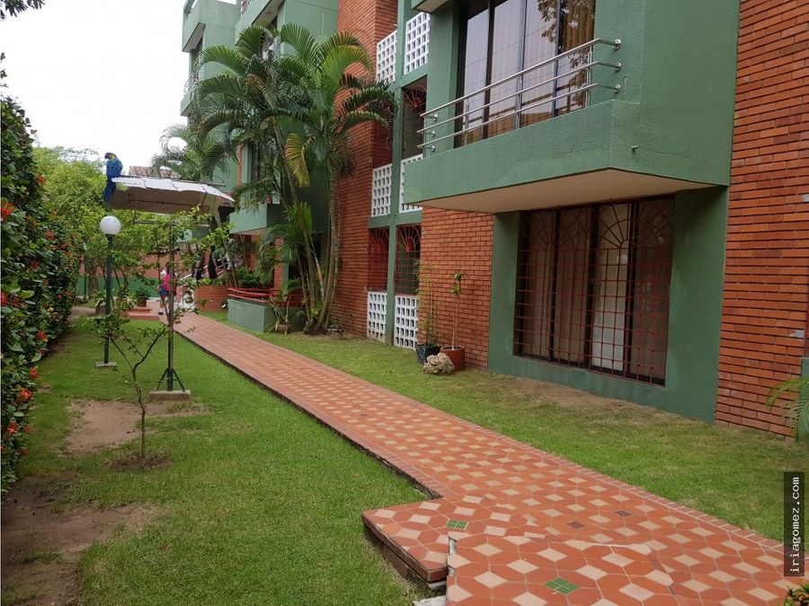 venta apartamento riomar usado