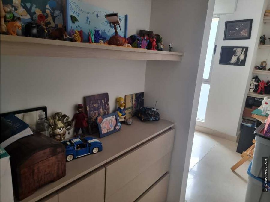 vendo penthouse en portal de genoves