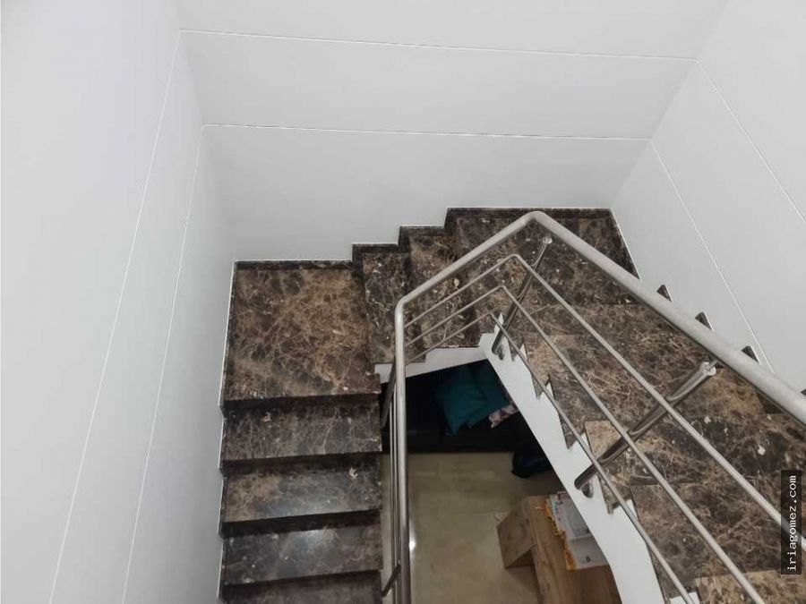 vendo penthouse en portal de genoves