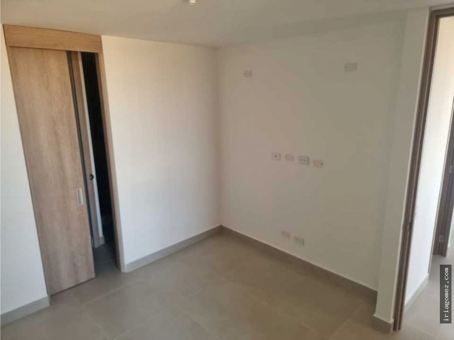 alquilo apartamento en zafiro