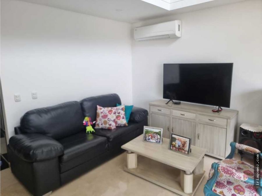 vendo penthouse en portal de genoves