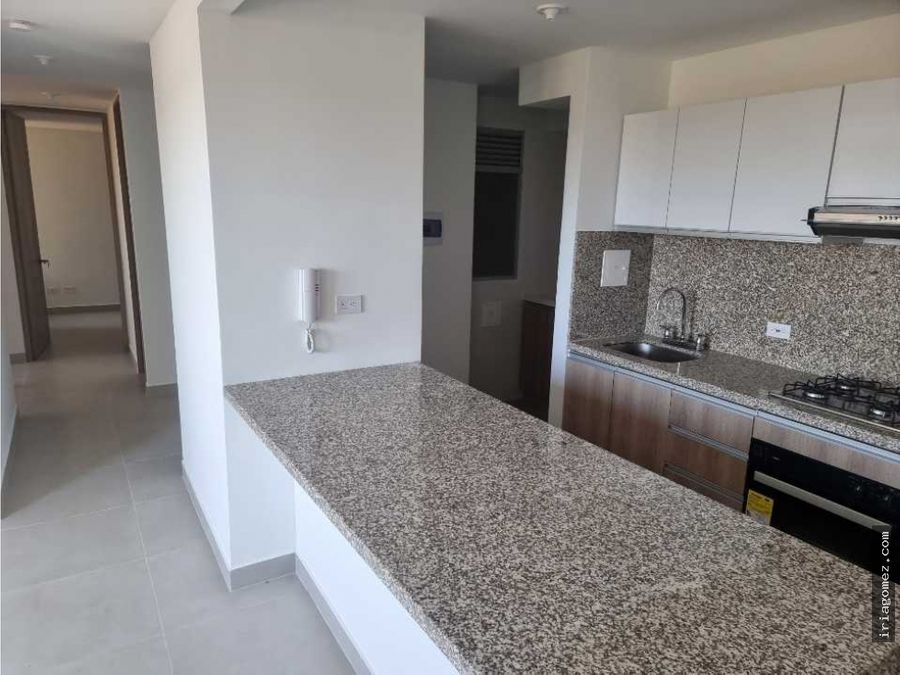 alquilo apartamento en zafiro