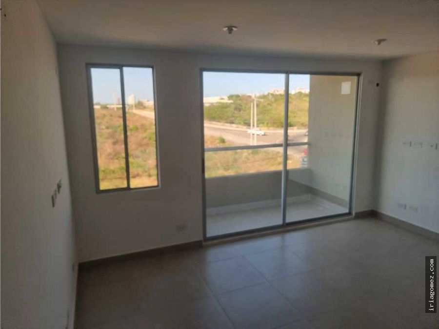 alquilo apartamento en zafiro